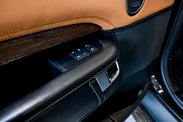 Land Rover Discovery  2019