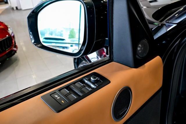 Land Rover Discovery  2019