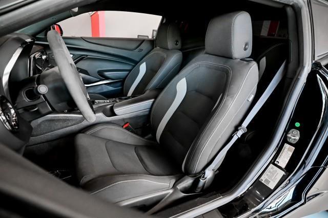 Chevrolet Camaro  2021