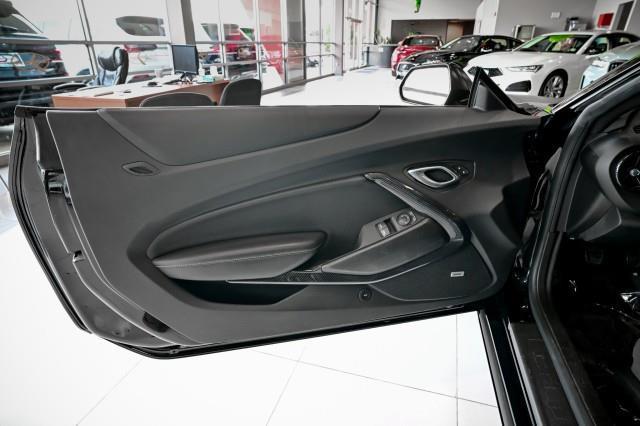 Chevrolet Camaro  2021