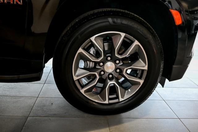 Chevrolet Suburban  2024