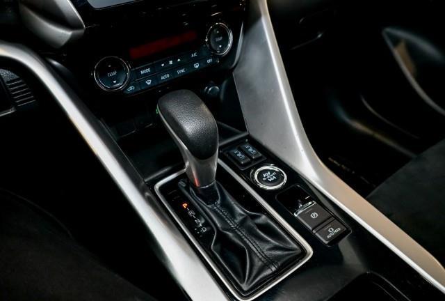 Mitsubishi Eclipse Cross  2022