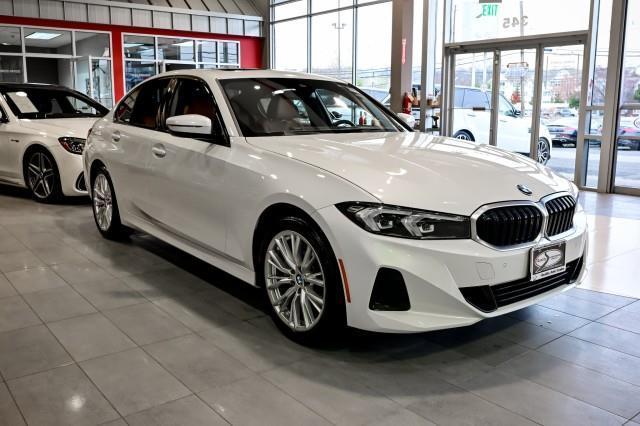 BMW 3-Series  2023