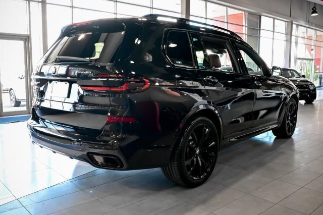 BMW X7  2023