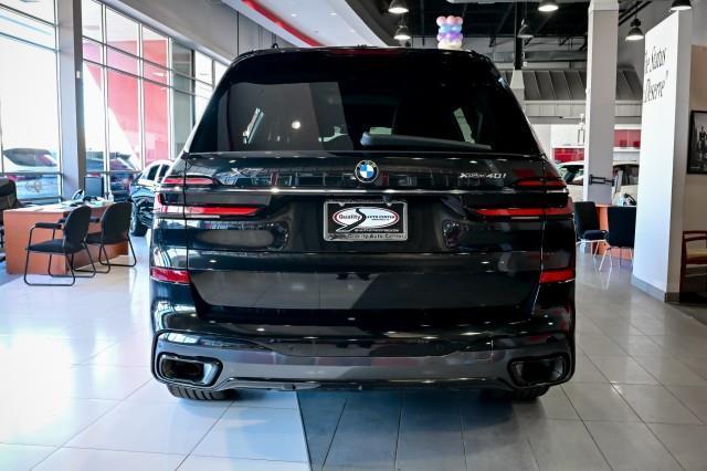 BMW X7  2023