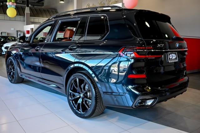 BMW X7  2023