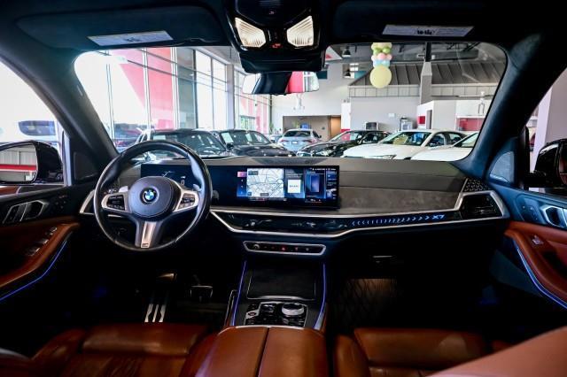 BMW X7  2023