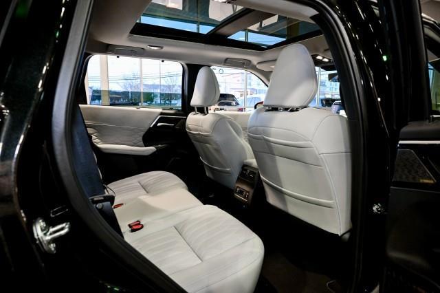 Mitsubishi Outlander  2025