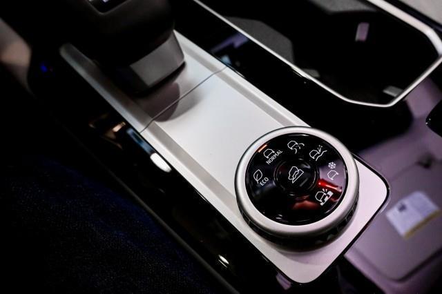 Mitsubishi Outlander  2025