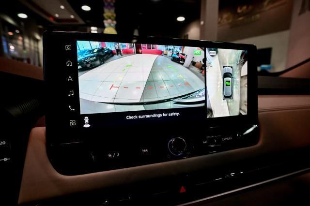 Mitsubishi Outlander  2025