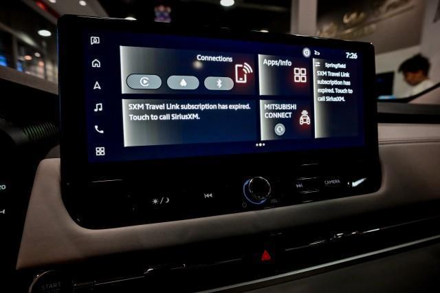 Mitsubishi Outlander  2025