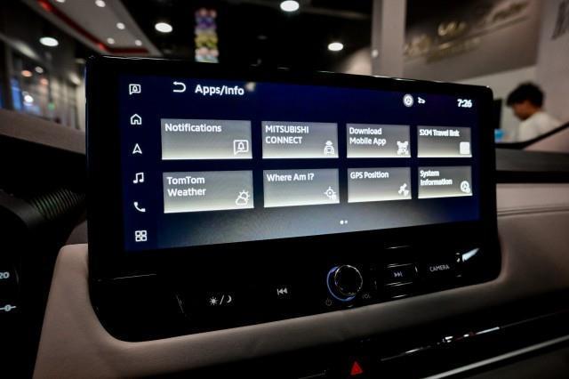 Mitsubishi Outlander  2025