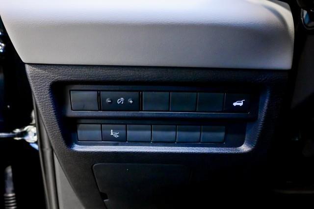 Mitsubishi Outlander  2025