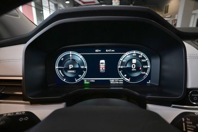 Mitsubishi Outlander PHEV  2024