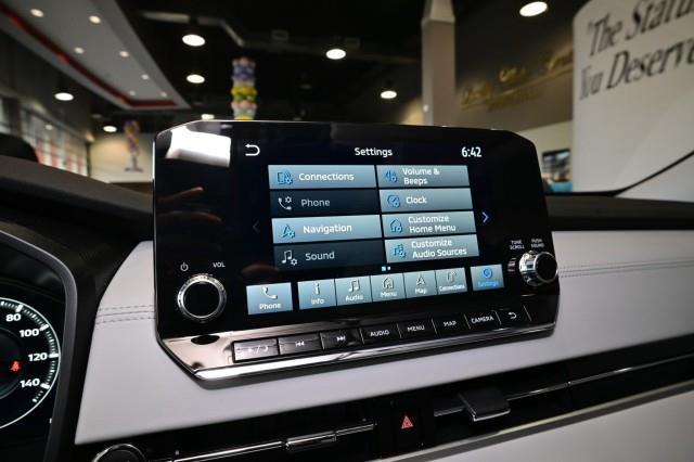 Mitsubishi Outlander PHEV  2024