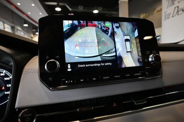 Mitsubishi Outlander PHEV  2024