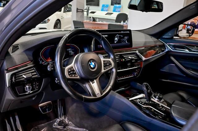 BMW 5-Series  2021