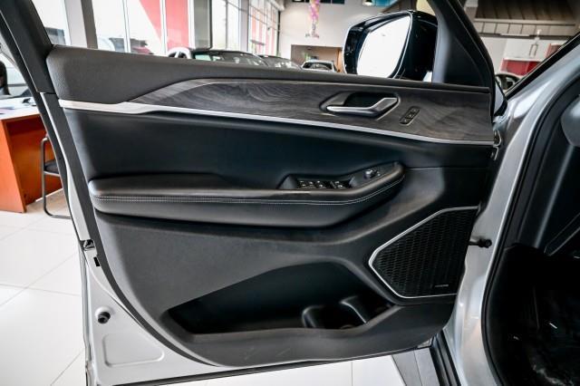 Jeep Grand Cherokee  2021