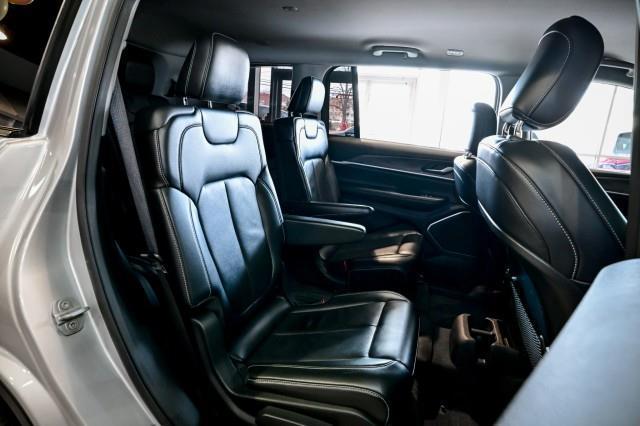 Jeep Grand Cherokee  2021