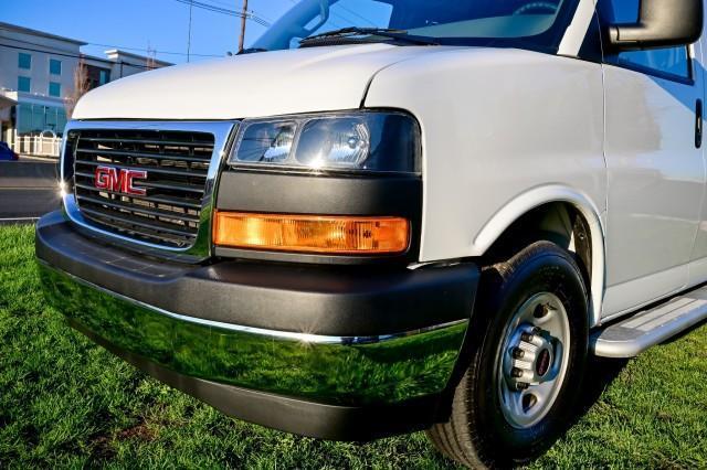 GMC Savana  2024