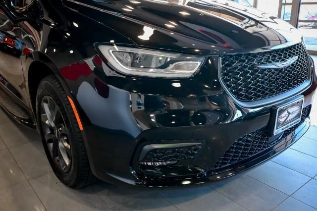 Chrysler Pacifica  2021