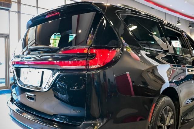 Chrysler Pacifica  2021