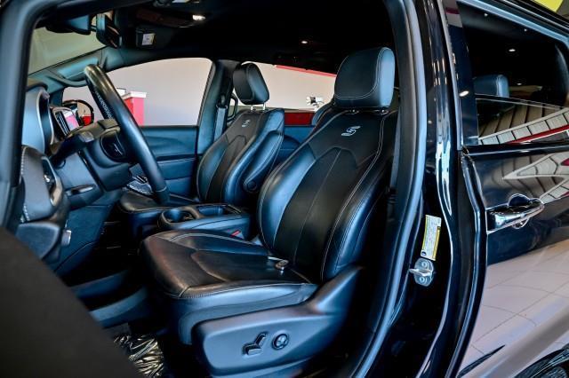 Chrysler Pacifica  2021