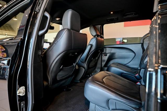 Chrysler Pacifica  2021