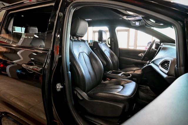 Chrysler Pacifica  2021