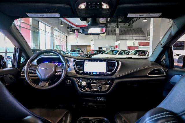 Chrysler Pacifica  2021