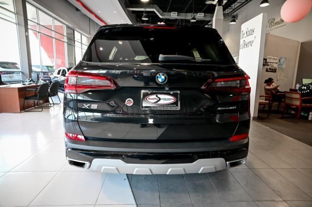 BMW X5  2023