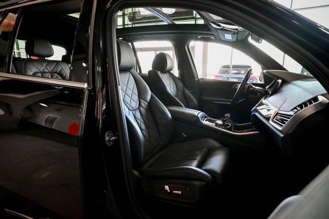 BMW X5  2023