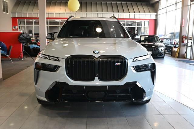 BMW X7  2023