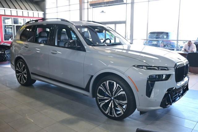 BMW X7  2023