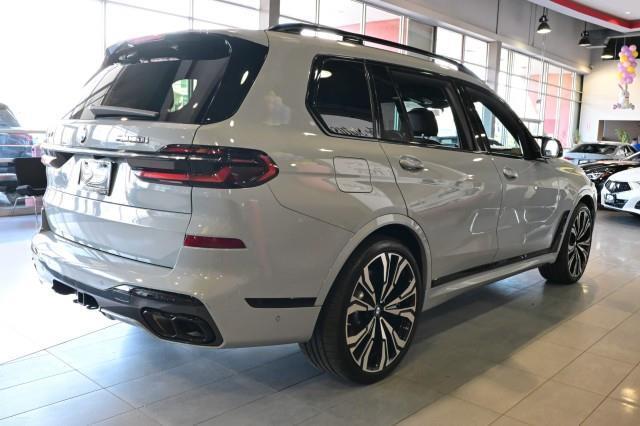 BMW X7  2023