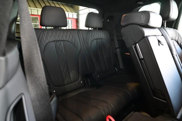 BMW X7  2023