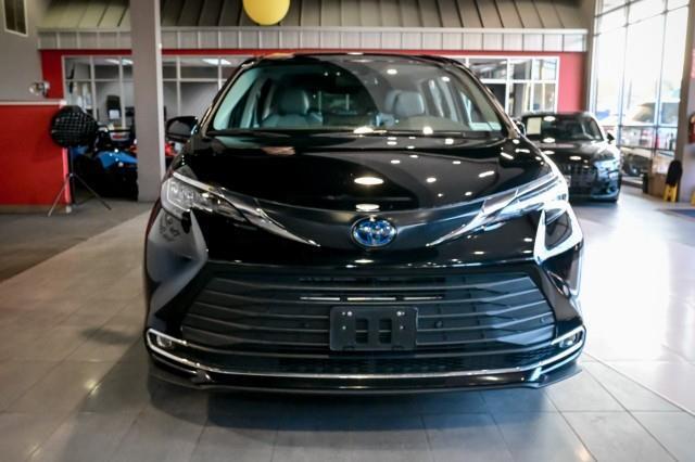 Toyota Sienna  2023