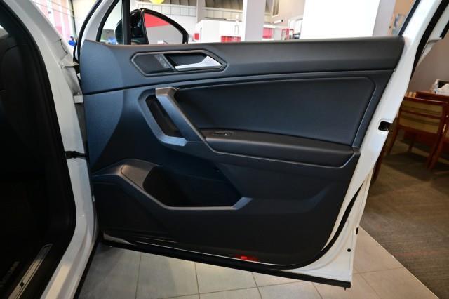 Volkswagen Tiguan  2021