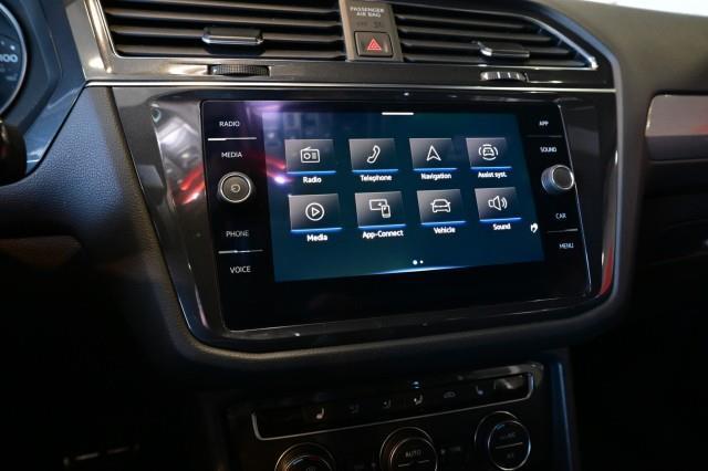 Volkswagen Tiguan  2021