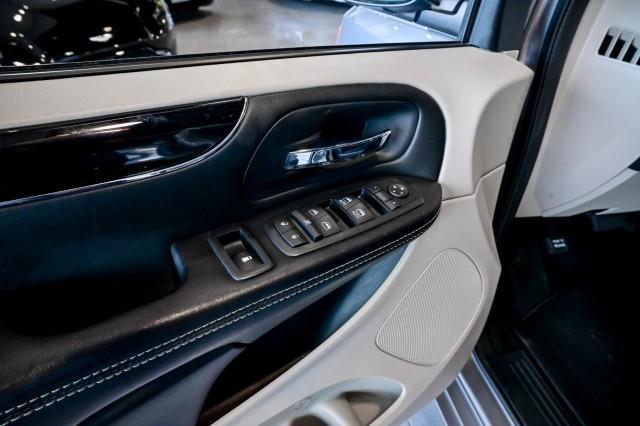 Dodge Grand Caravan  2017