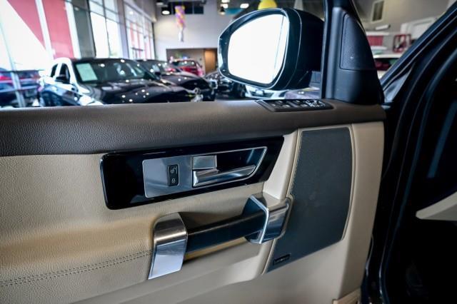 Land Rover LR4  2016