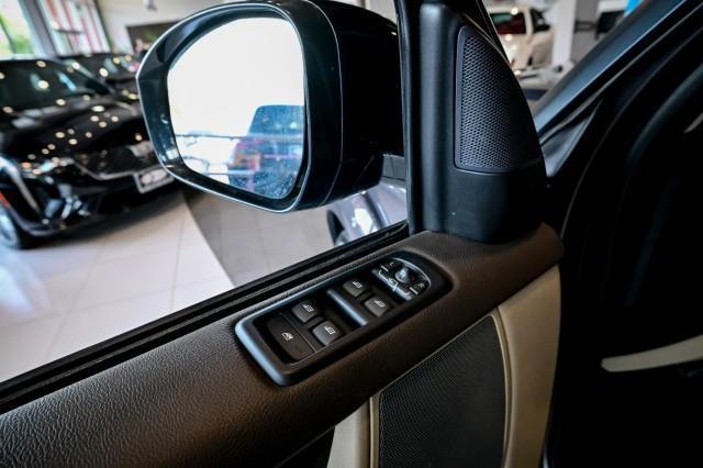 Land Rover LR4  2016