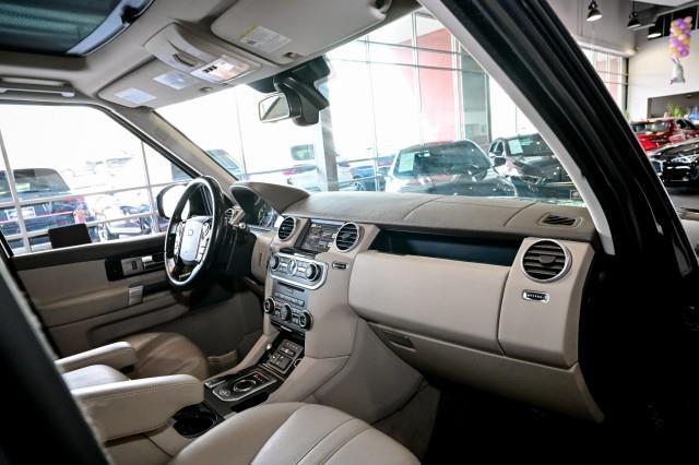 Land Rover LR4  2016