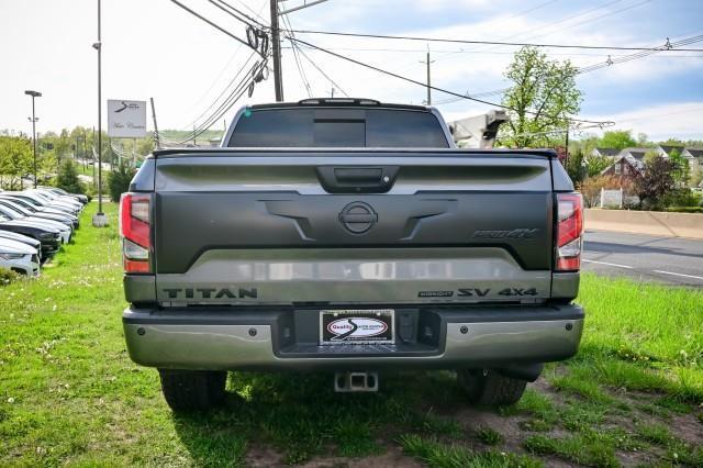 Nissan Titan  2019