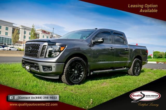 Nissan Titan  2019