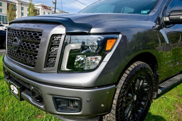 Nissan Titan  2019