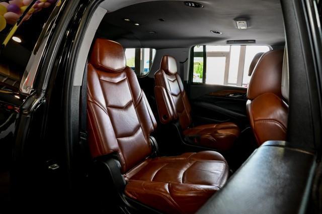 Cadillac Escalade  2018