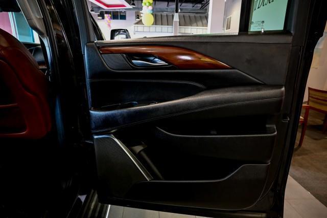 Cadillac Escalade  2018