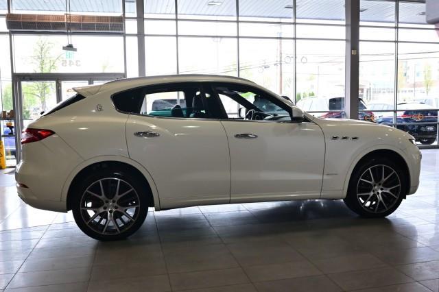 Maserati Levante  2019