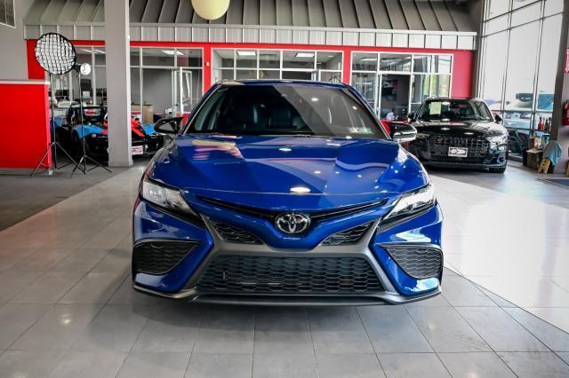 Toyota Camry  2023
